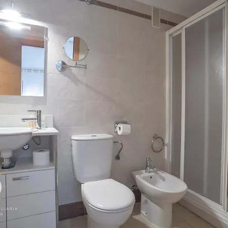 World Magic El Cano Apartment *